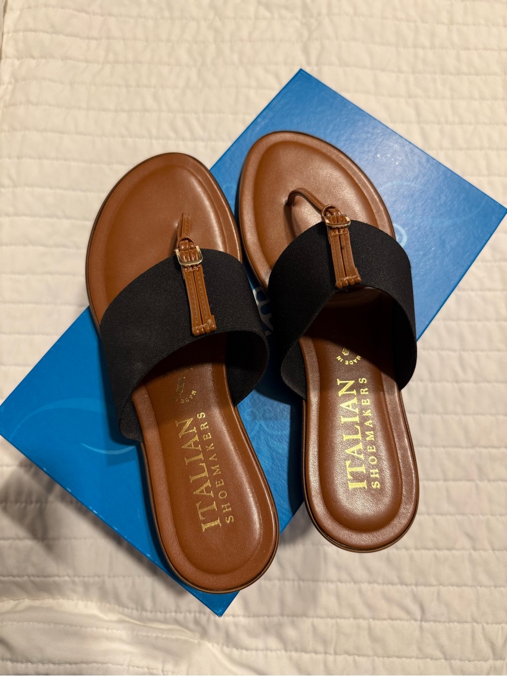 Italian Shoemakers Black and Brown Slide Toe-Loop Sandals